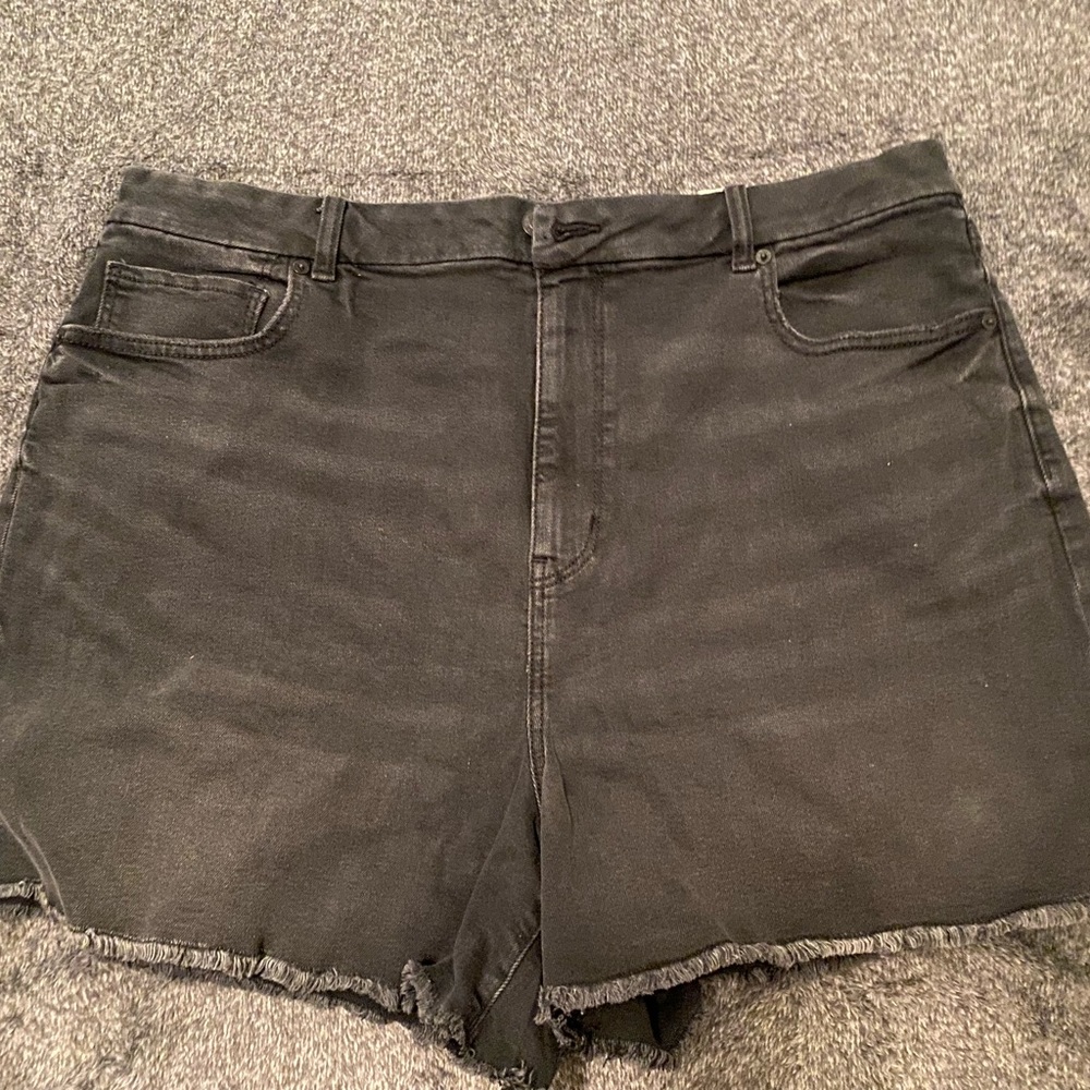 American Eagle Curvy mom short